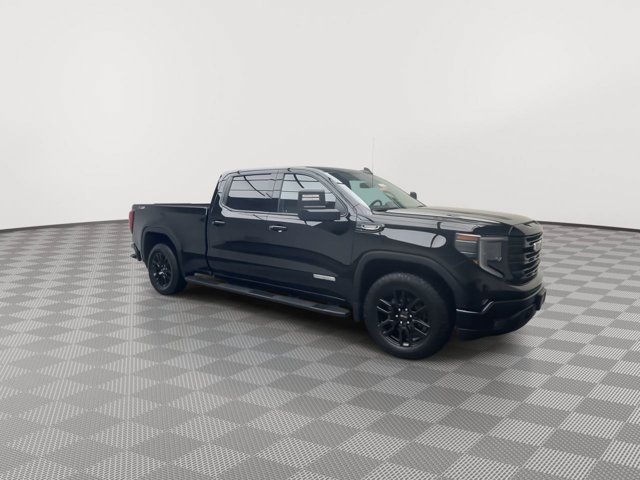 Used 2024 Onyx Black GMC Elevation image 45