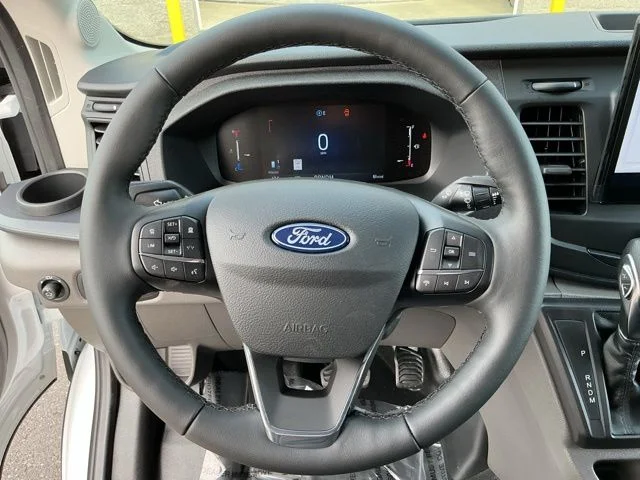 New 2026 Oxford White Ford Base image 19
