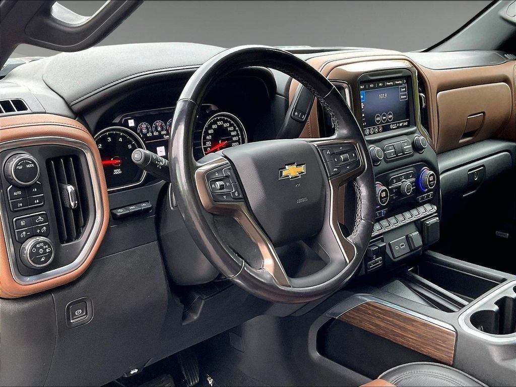 Used 2022 Black Chevrolet High Country image 8