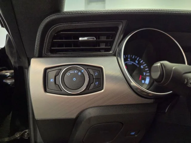 Used 2022 Black Ford GT image 29
