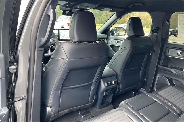 2026 Ford Explorer ST-Line - Photo 16
