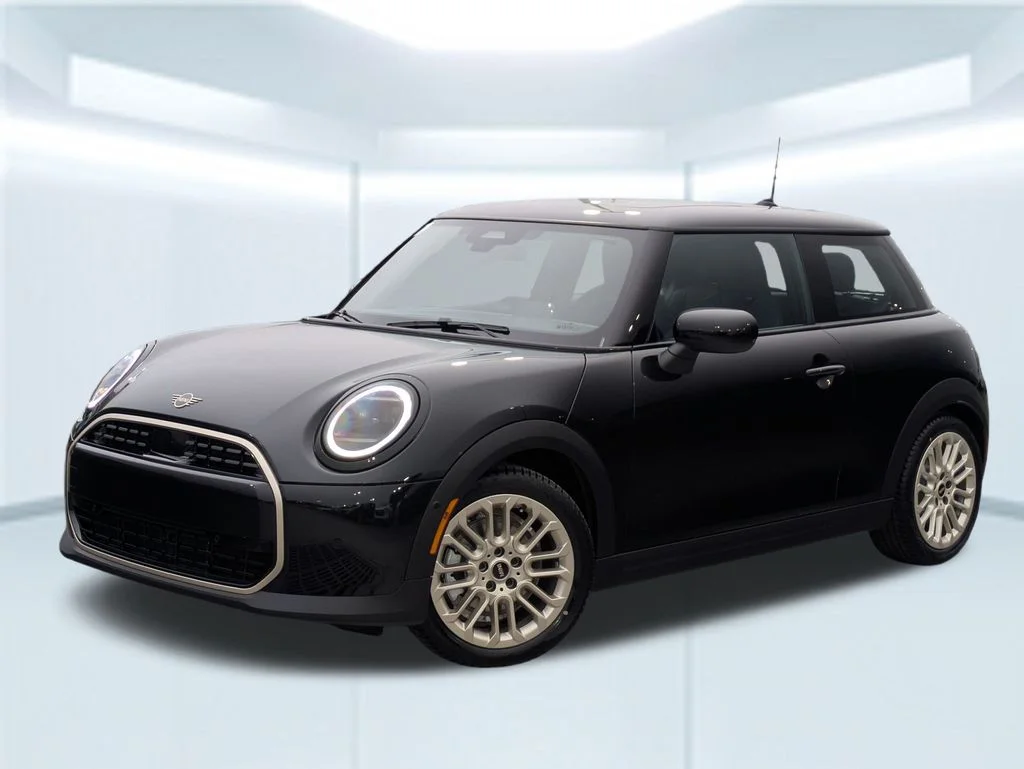 2026 MINI Hardtop's photo