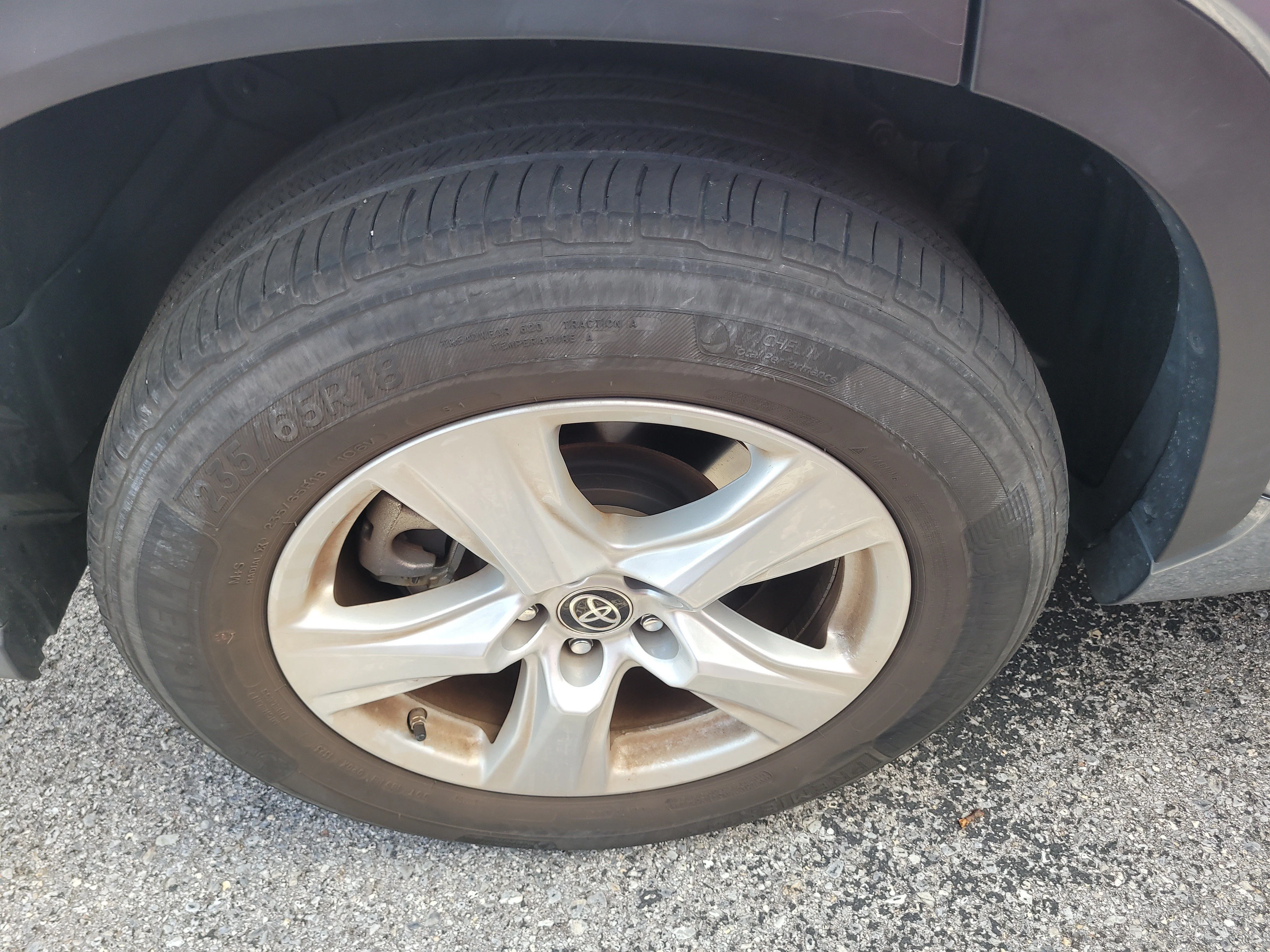 Used 2023 Moon Dust Toyota L image 7