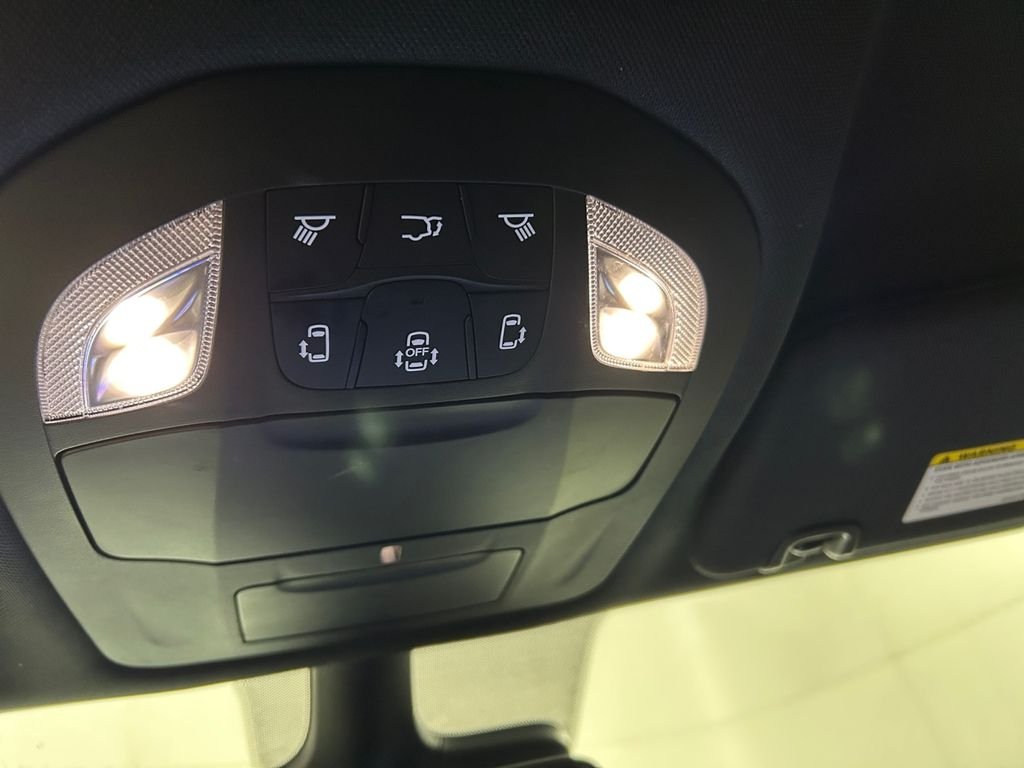 Used 2026 Black Chrysler Select image 29