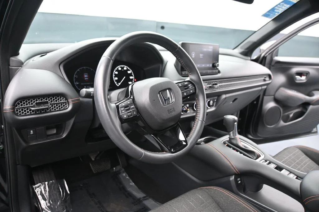 Used 2024  Honda FWD SPORT image 20