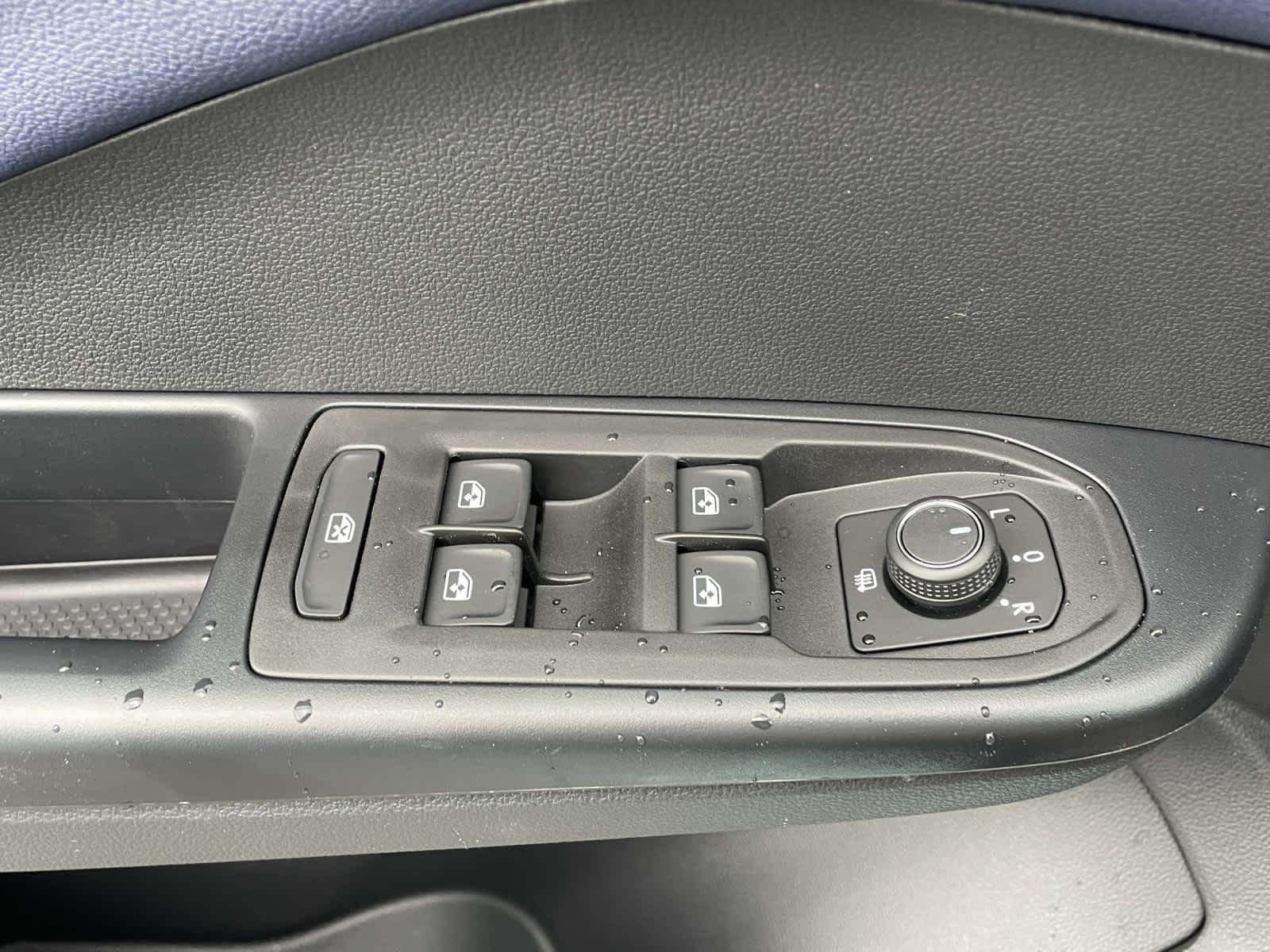 New 2027 9728/ Volkswagen SEL image 31