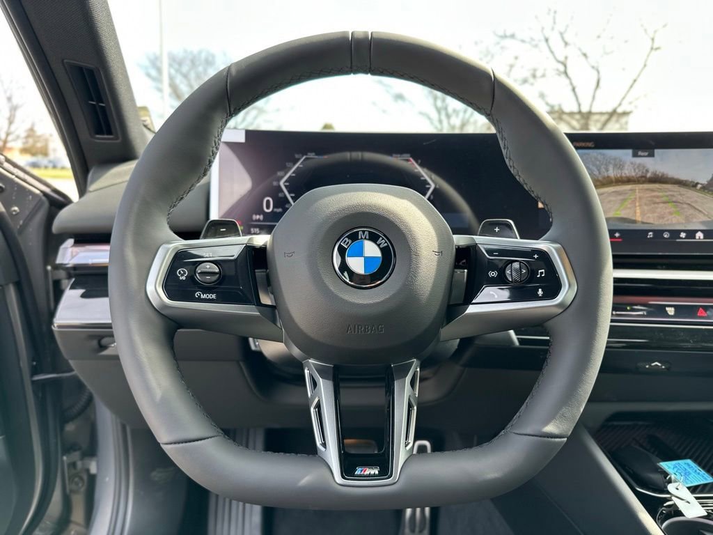 New 2026 Oxide Grey Metallic BMW 530i xDrive image 28