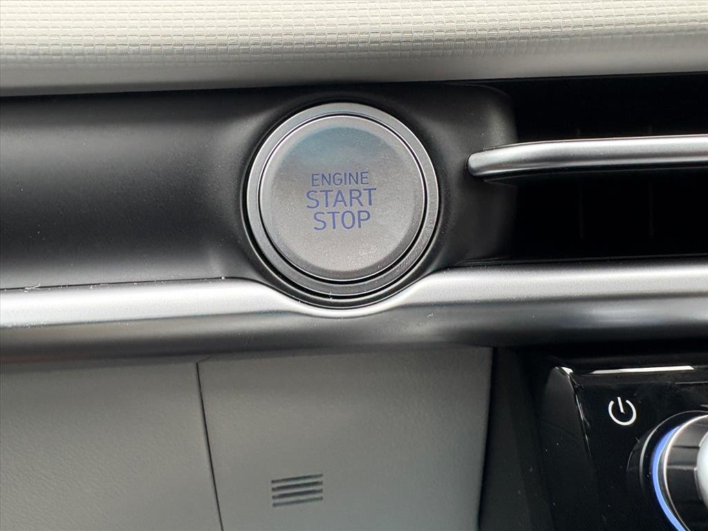 New 2026 Deep Sea Metallic Hyundai SEL image 9