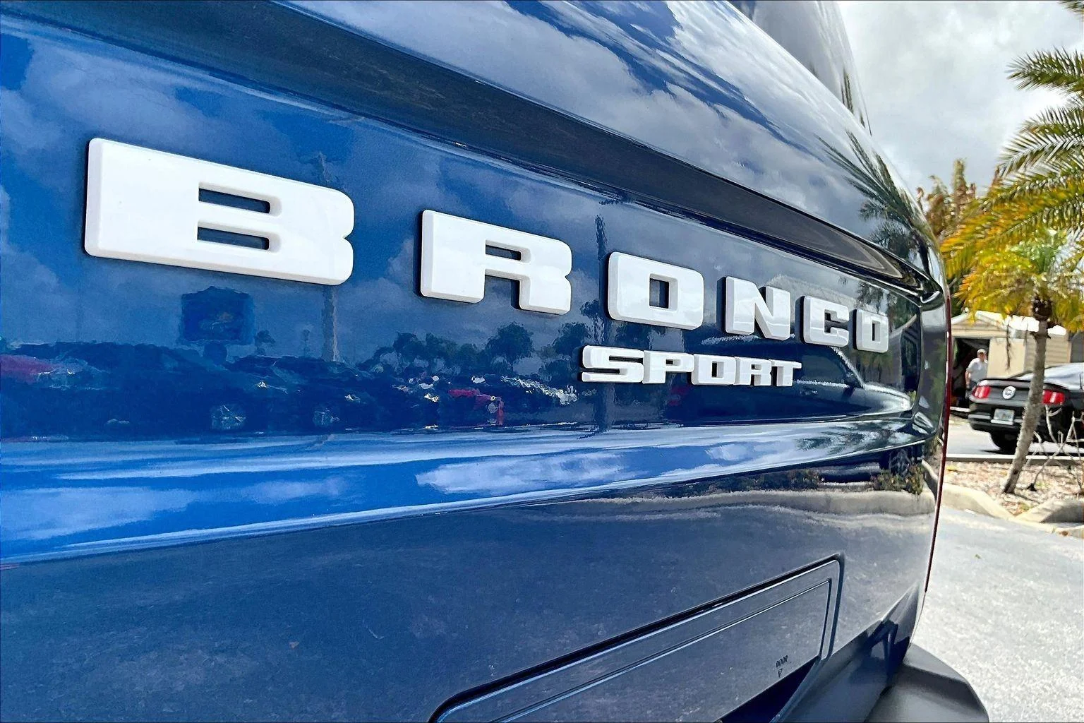 Used 2024 Atlas Blue Metallic Ford Outer Banks image 24