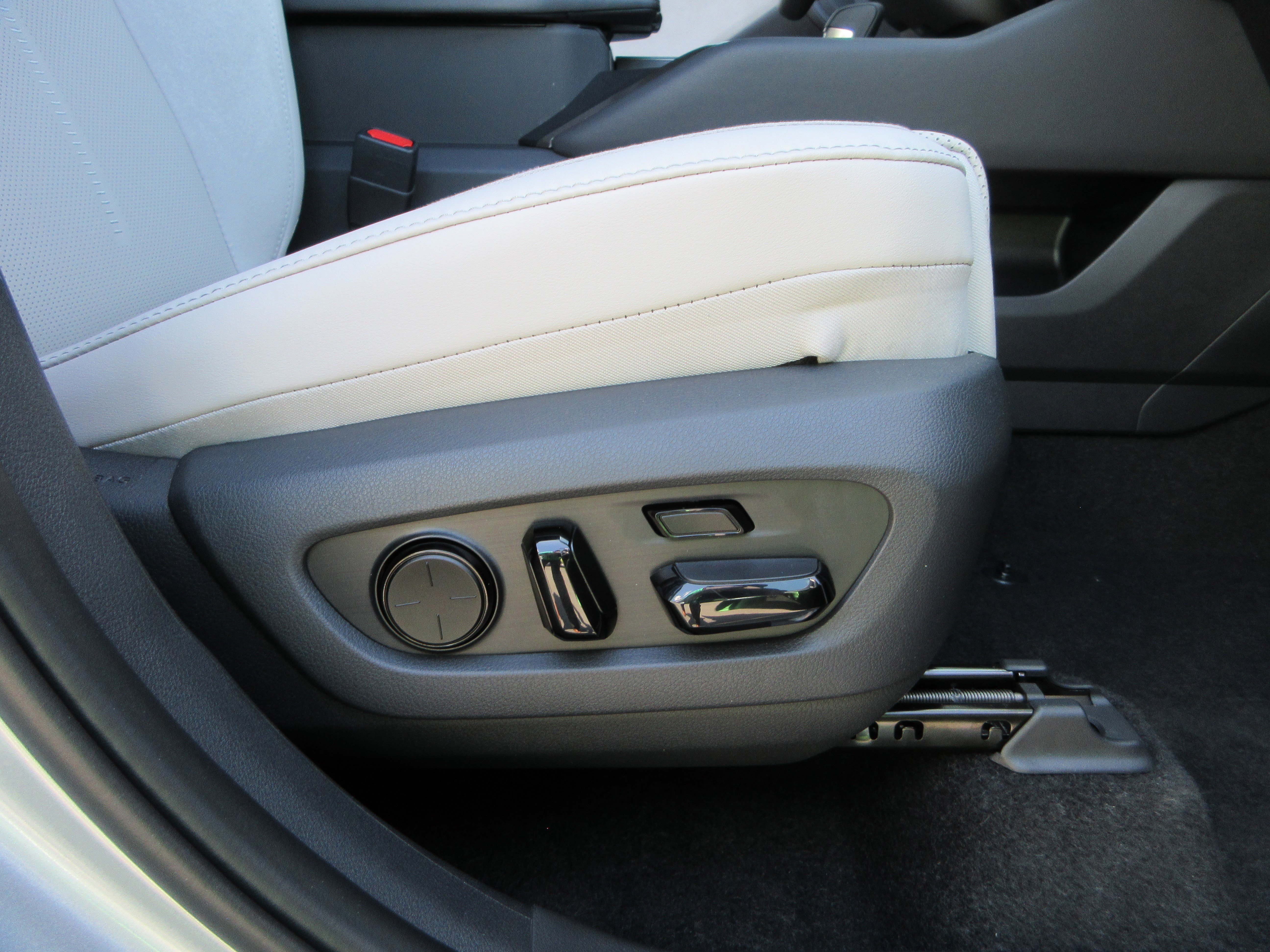 New 2026 Celestial Silver Metallic Lexus LUXURY AWD image 30