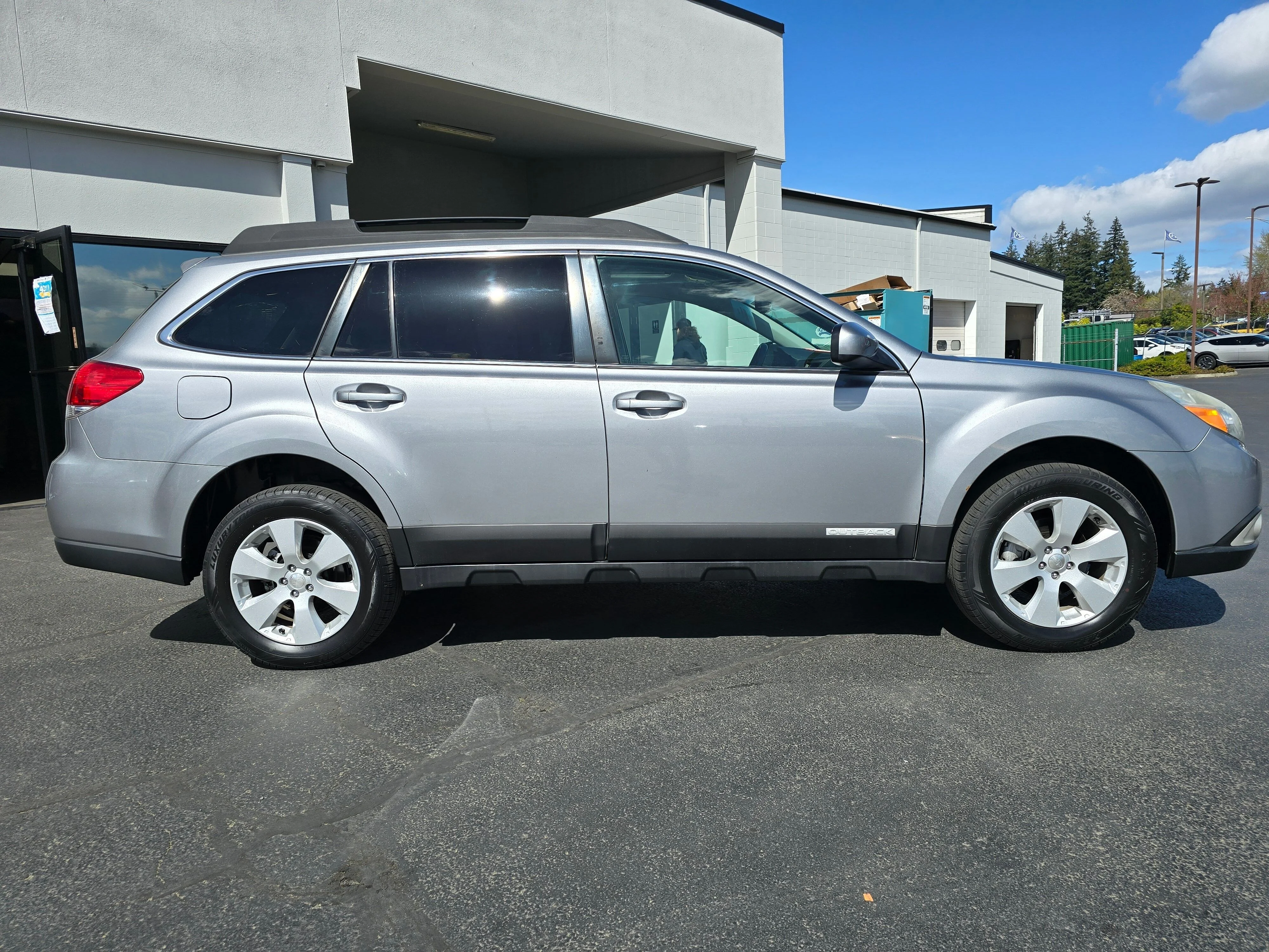 Used 2010 Steel Silver Metallic Subaru 2.5i Premium image 3