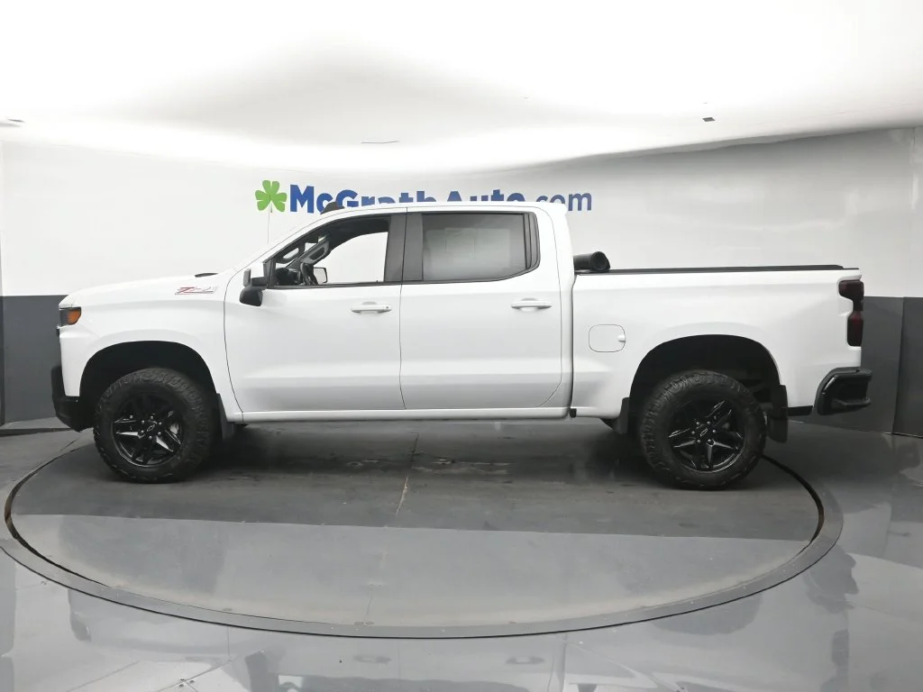 Used 2021 White Chevrolet Custom Trail Boss image 21
