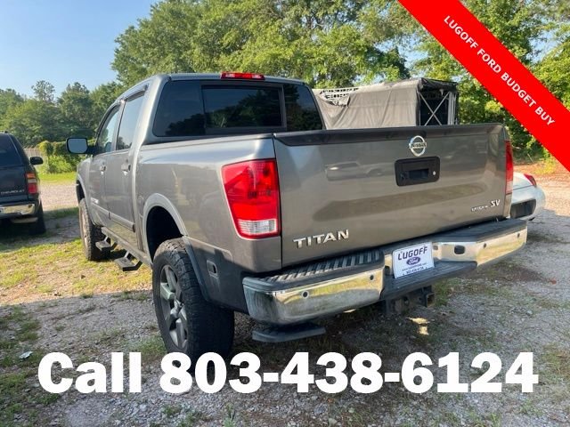Used 2015 Gray Nissan SV image 3