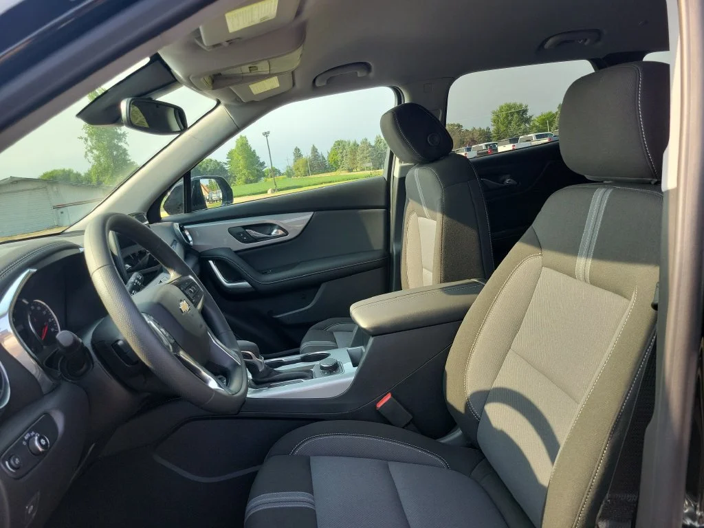 New 2026 Black Chevrolet 2LT image 5