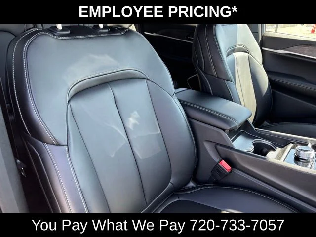 Used 2026 Blue Jeep Limited image 24