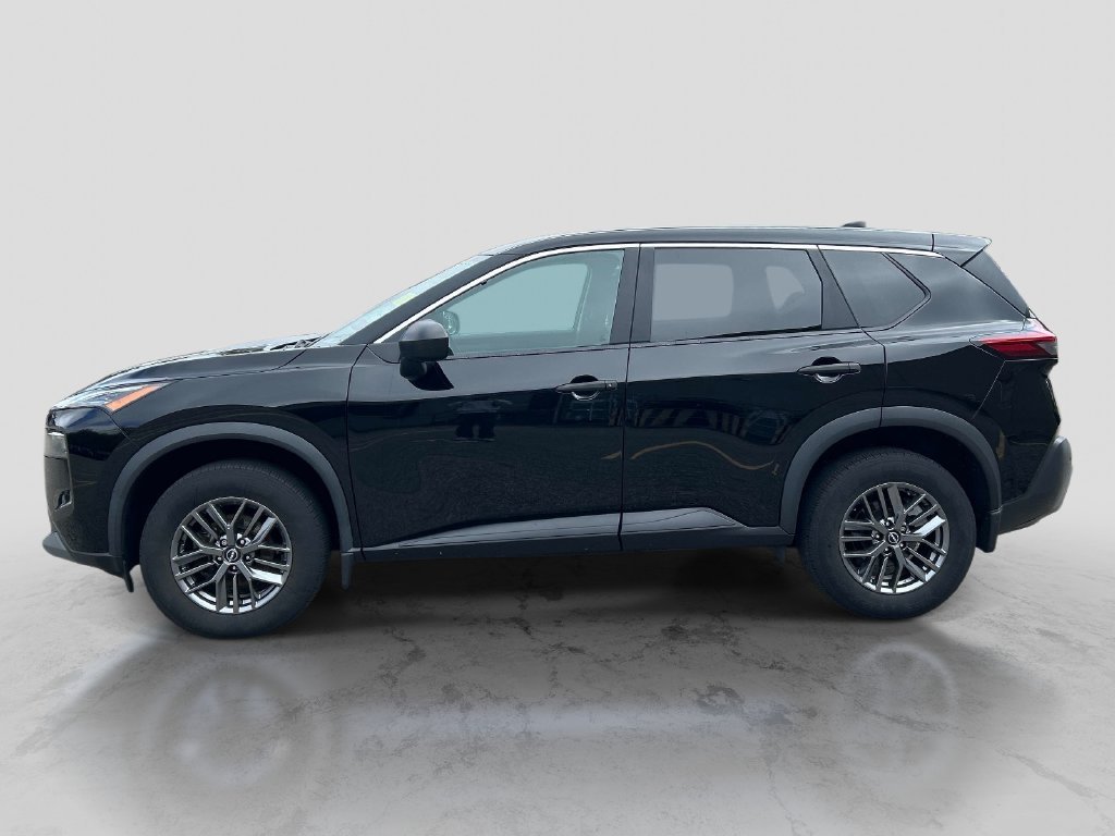 Used 2023 Black Nissan S image 2