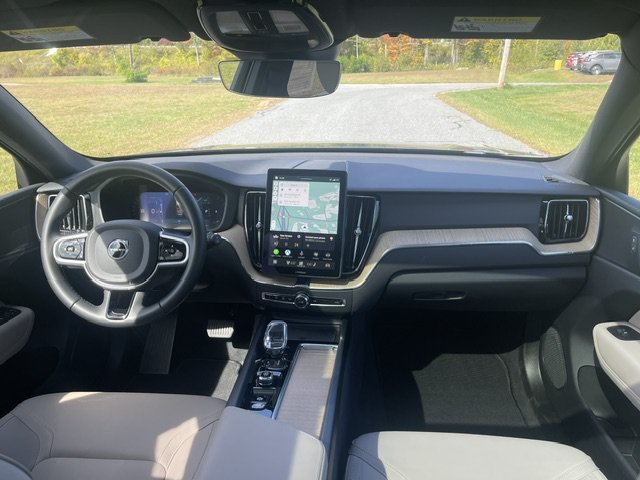Used 2026 Blue Volvo Plus image 15