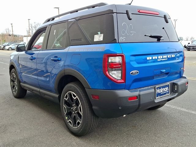 Used 2025 Blue Ford Outer Banks image 4