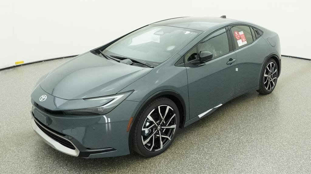 2027 Toyota Prius Plug-in Hybrid XSE Premium