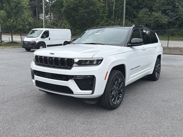 New 2026 White/off-white Jeep Summit image 3
