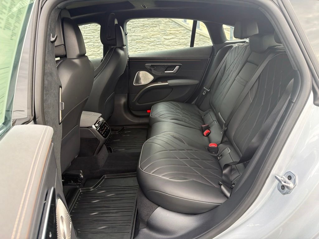 Used 2023  Mercedes-Benz 450 image 13