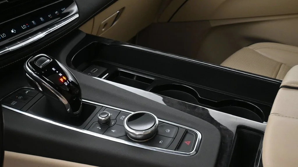 Used 2023 White Cadillac Premium Luxury image 22