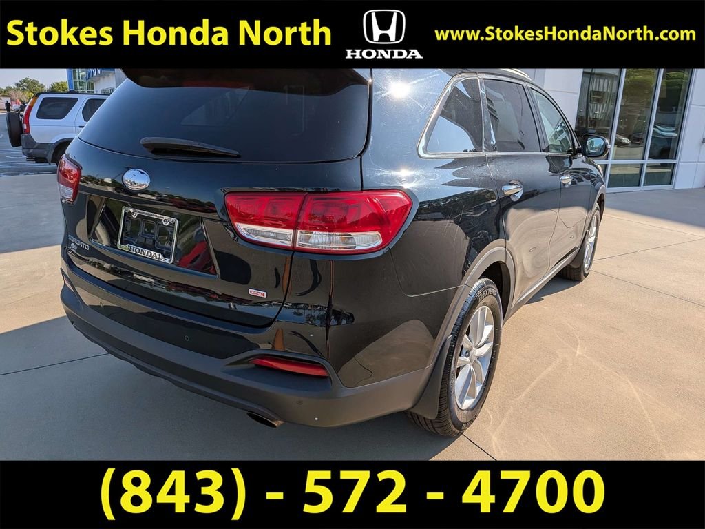 Used 2018 Black Kia LX image 3