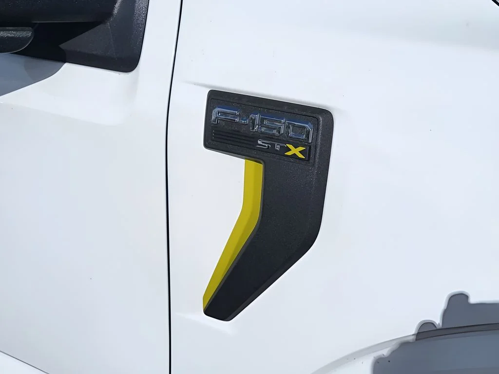 Used 2025 Oxford White Ford STX image 28