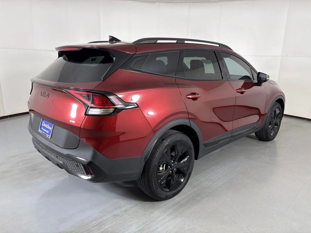 Used 2025 Red Kia X-Line image 8