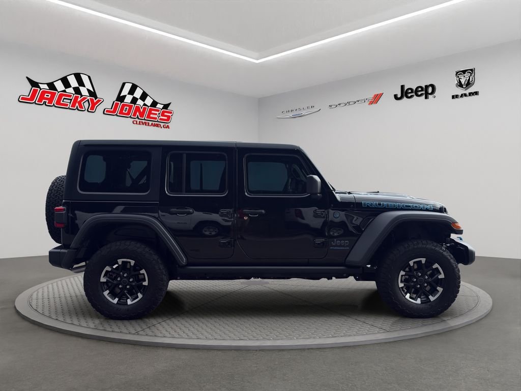 Used 2025 Black Clearcoat Jeep Rubicon image 12