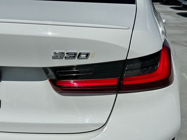Used 2023 White BMW 330i image 32