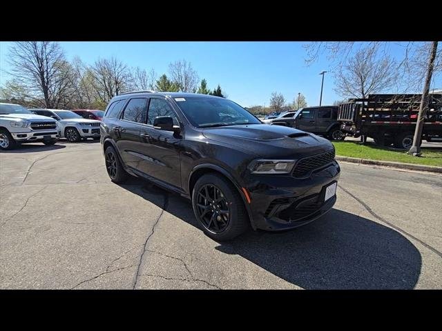 New 2026 Diamond Black Clear-Coat Exterior Paint Dodge GT PLUS image 2
