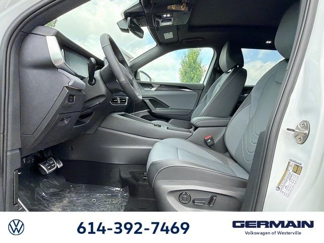 New 2026 Opal White w/Deep Black Roof Volkswagen 2.0T SE R-Line Black image 22
