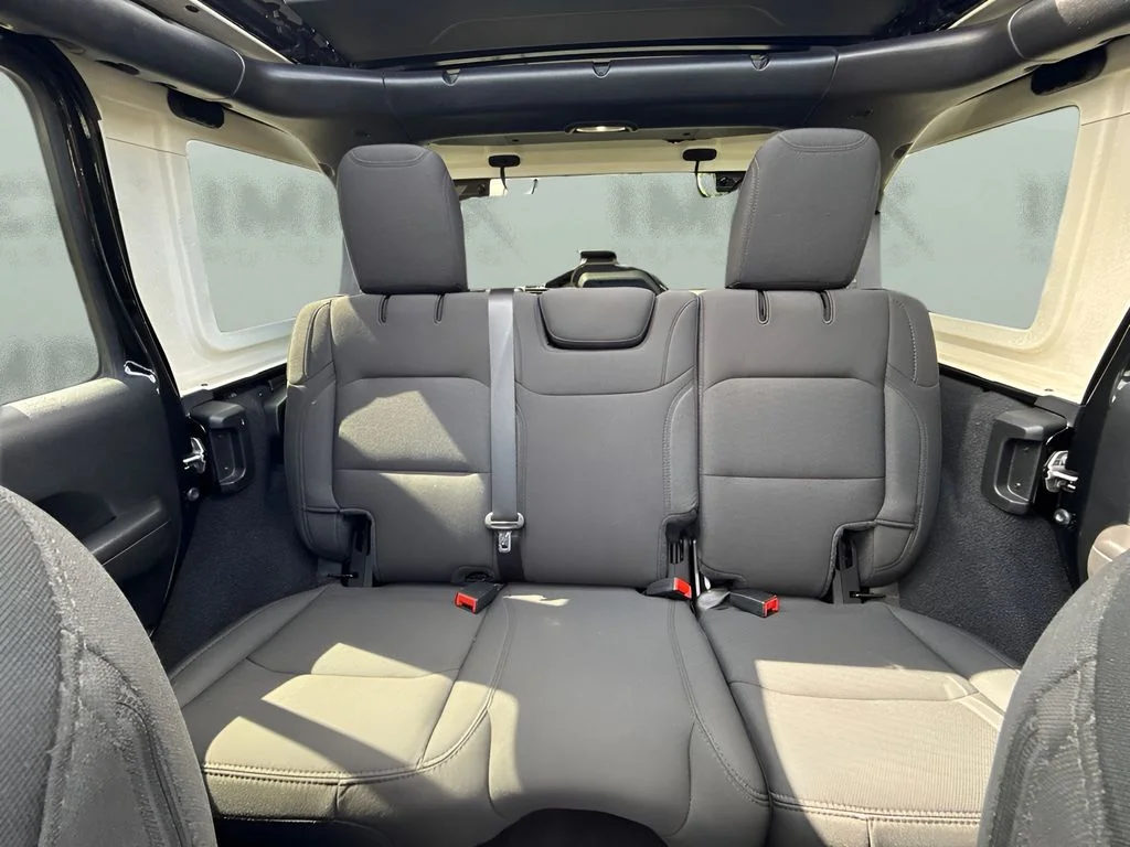 Used 2020 Black Jeep Unlimited Sport S image 12