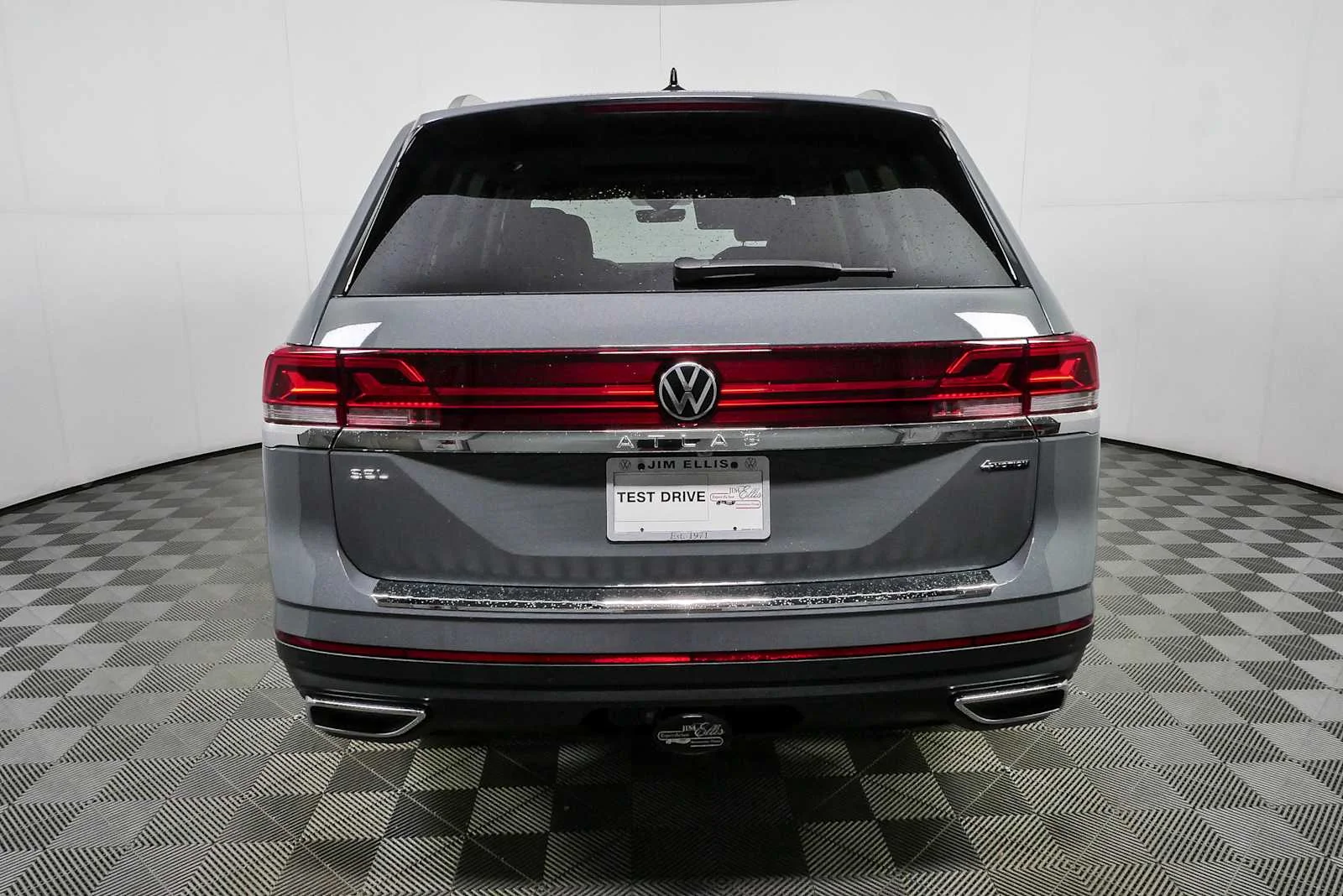 New 2026 Pure Gray Volkswagen 2.0T SEL image 30