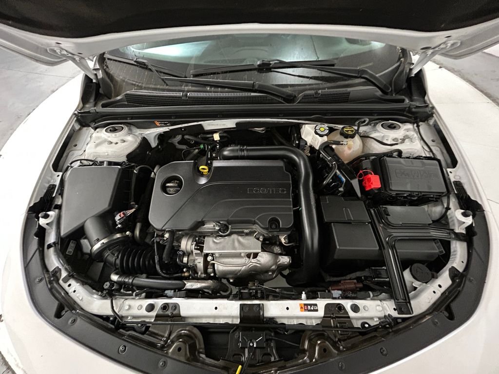 Used 2024 White Chevrolet LT image 21