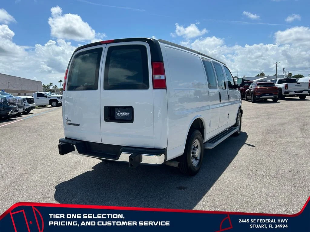 Used 2024 Summit White Chevrolet WT image 5