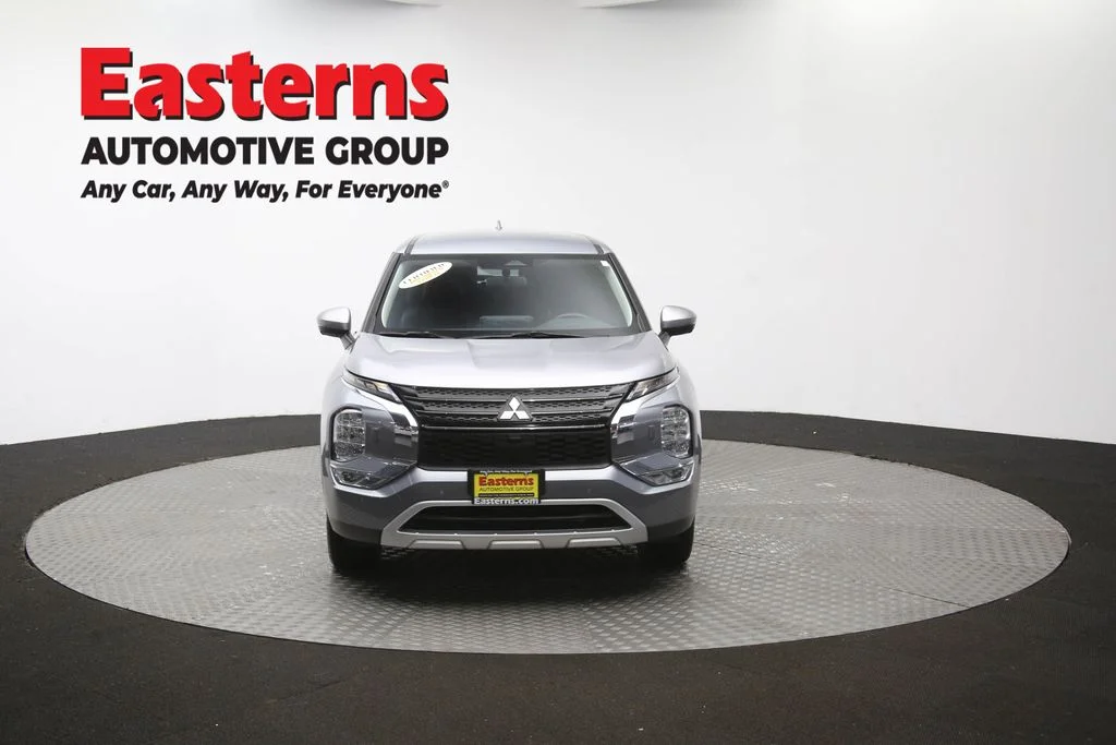 Used 2024 Gray Mitsubishi SE image 53