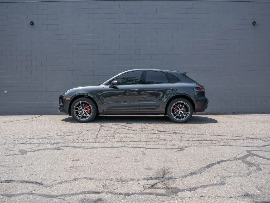 Used 2023  Porsche S image 2