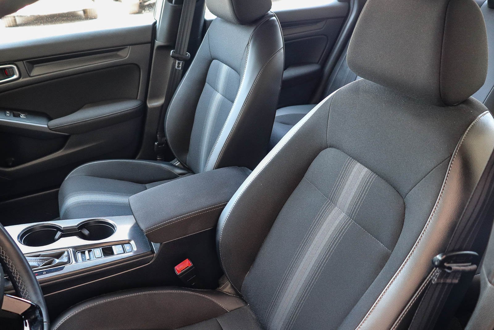 Certified Used 2024 Meteorite Gray Metallic Honda Sport image 62