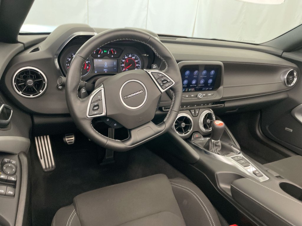 2023 Chevrolet Camaro LT1 - Photo 10