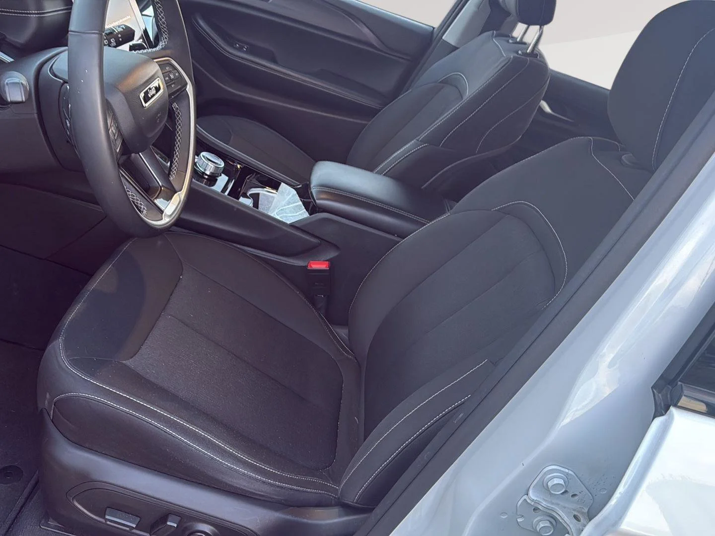 Used 2023 Bright White Clearcoat Jeep Laredo image 6
