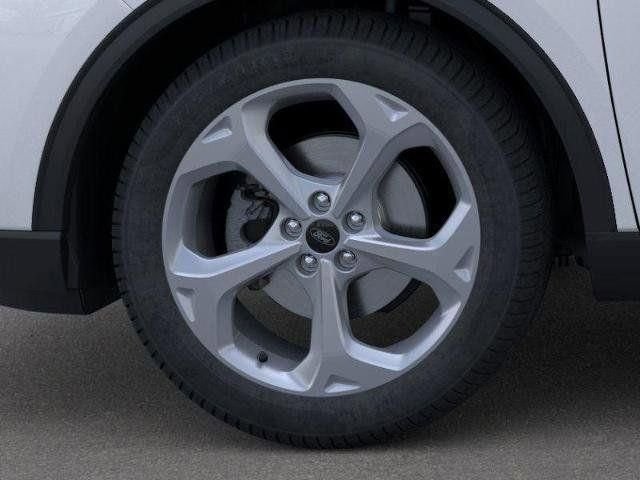New 2026 Space Silver Metallic Ford ST-Line image 46