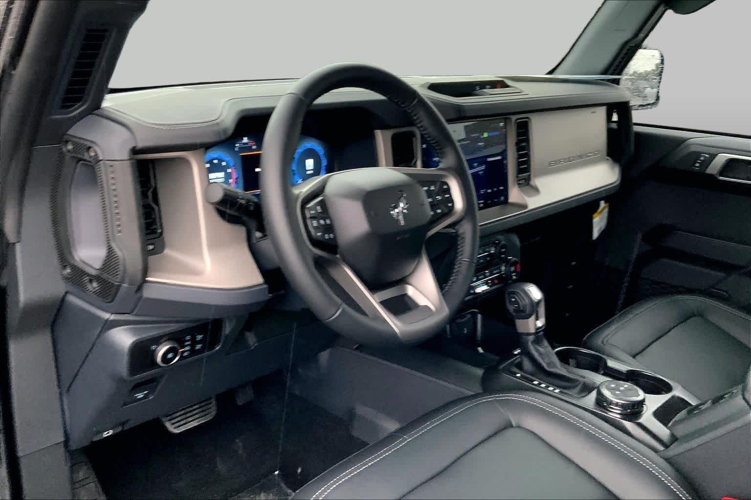 New 2026 Shadow Black Ford Outer Banks® image 6