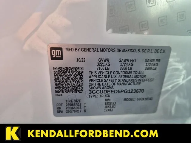 Used 2023 White Chevrolet RST image 25