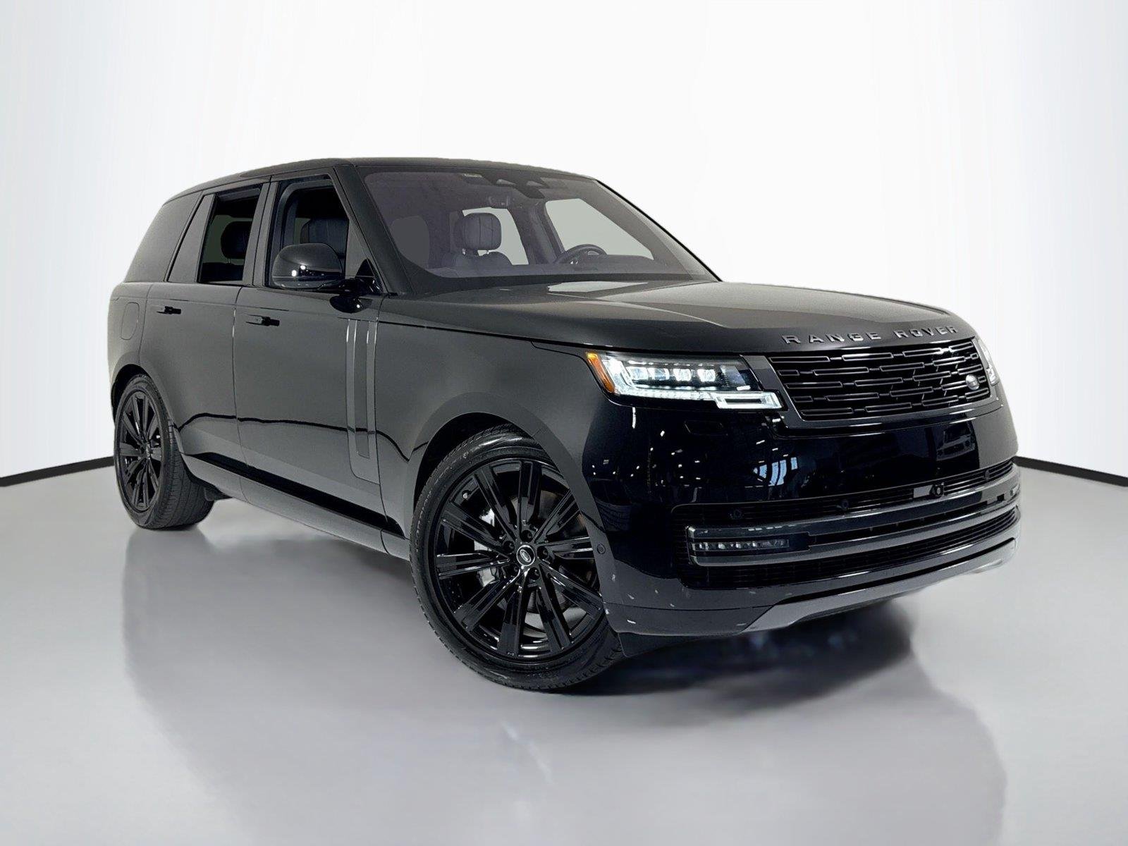 Used 2023 Santorini Black Metallic Land Rover SE image 47