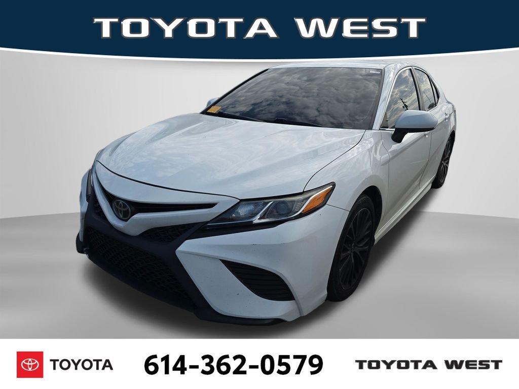 Used 2018 White Toyota SE image 3
