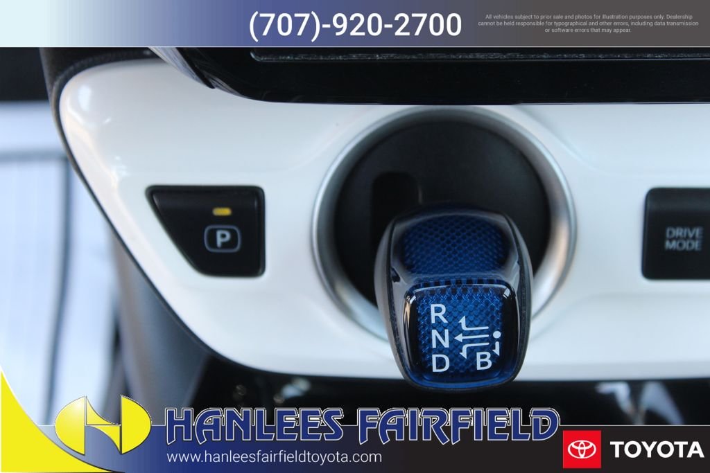 Used 2017 Gray Toyota Advanced image 18