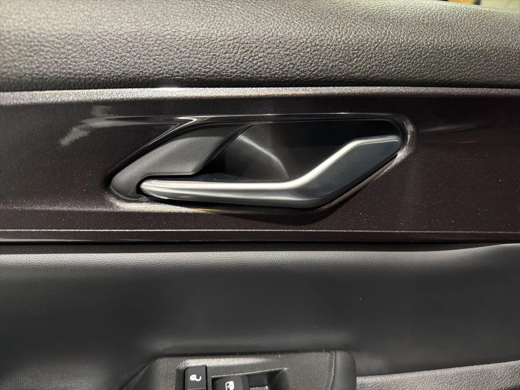 Used 2023 Gray Jeep Altitude X image 36