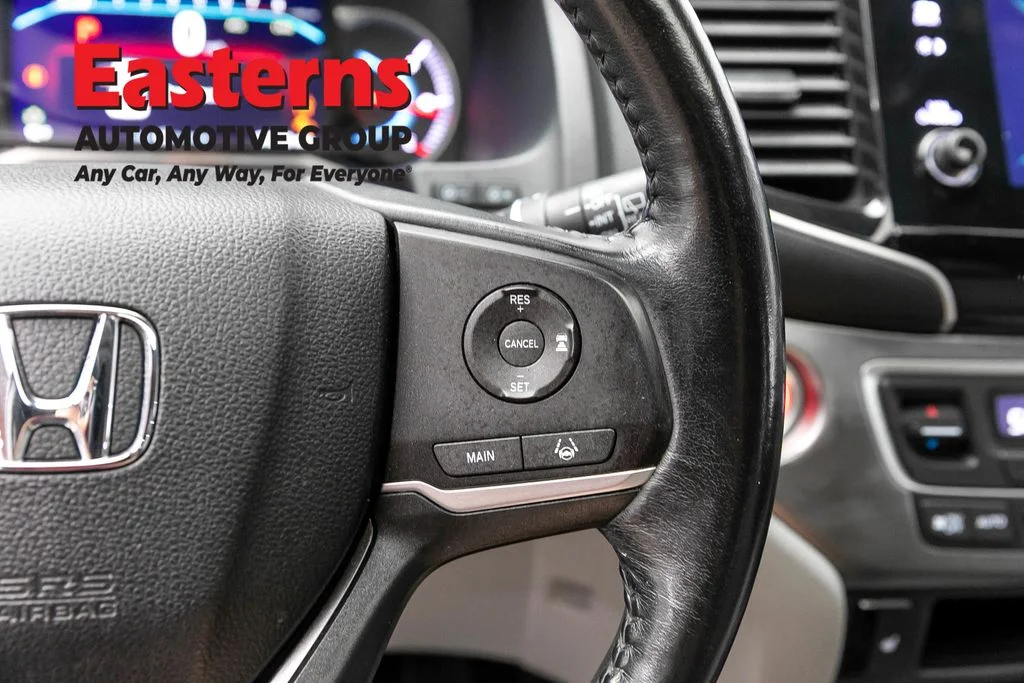 Used 2019 Black Honda EX-L image 16